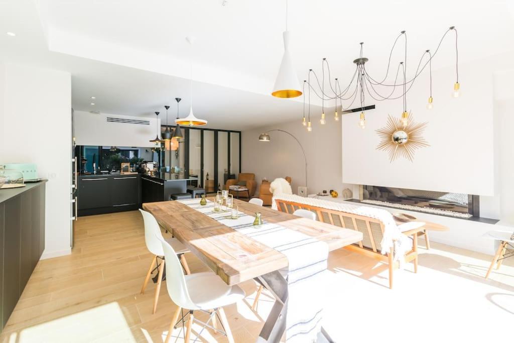 Maison D'Hotes, Terrasse & Jacuzzi En Plein Centre Бордо Екстериор снимка